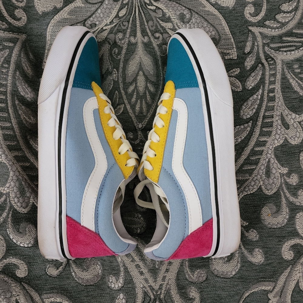 Vans multicolor low tops